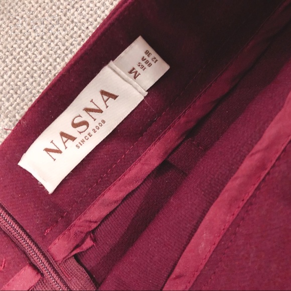 Nasna Women Wool rosy skirt - Picture 3 of 4